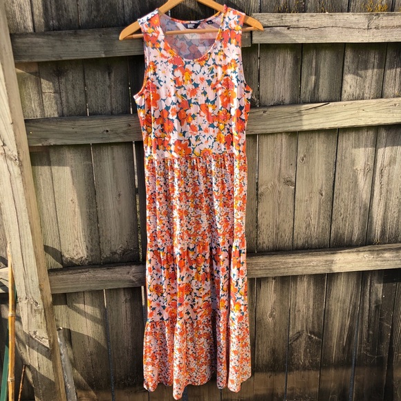 Lands' End Dresses & Skirts - Lands End Sleeveless Orange Floral Long Dress Size S